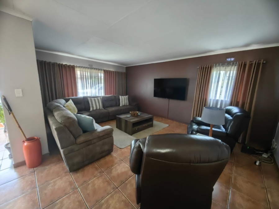 3 Bedroom Property for Sale in Vaalpark Free State